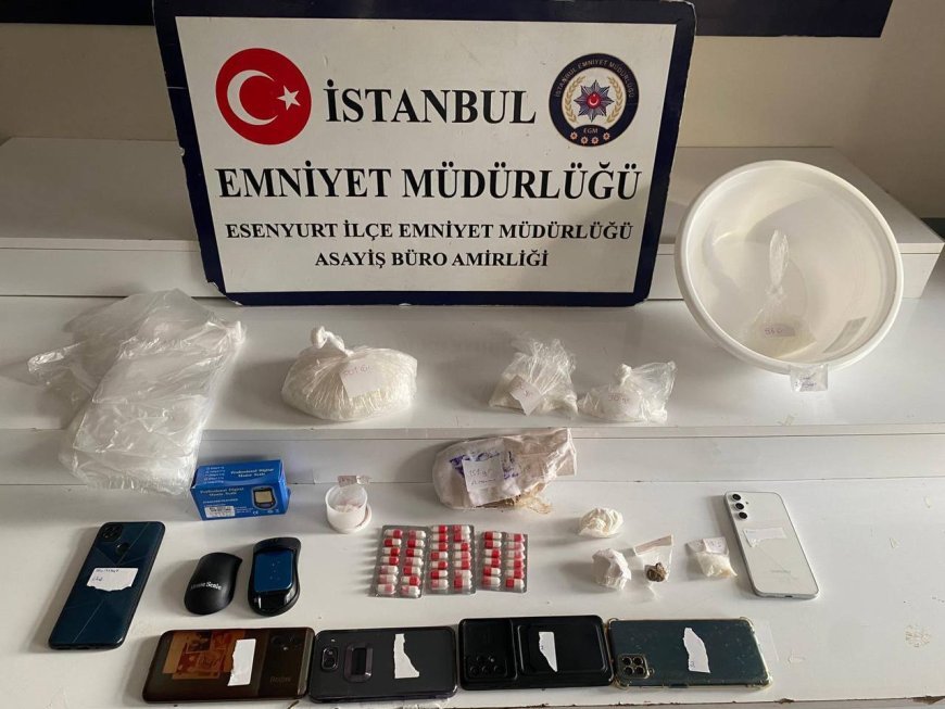 İstanbul-Esenyurt'ta operasyon yapılan evde polisin elini attığı her yerden uyuşturucu çıktı